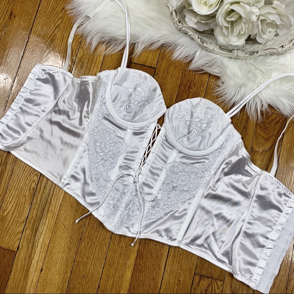 SOLD🌹Vtg Christian Dior Silky White Bustier 36B🌹